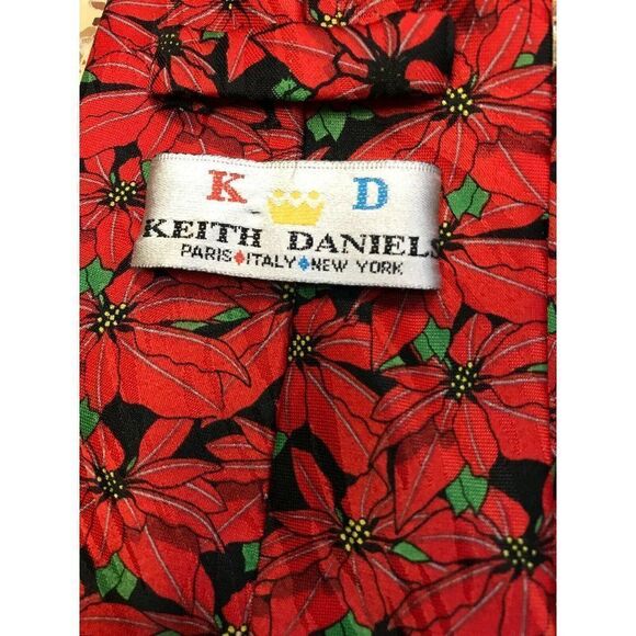 Keith Daniels RED POINSETTIA Holiday Polyester 59" tie - Picture 4 of 5